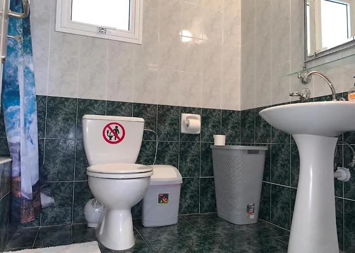 Danaos Complex * Paphos